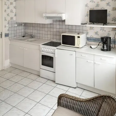 Maison Confortable à Avec Terrasse