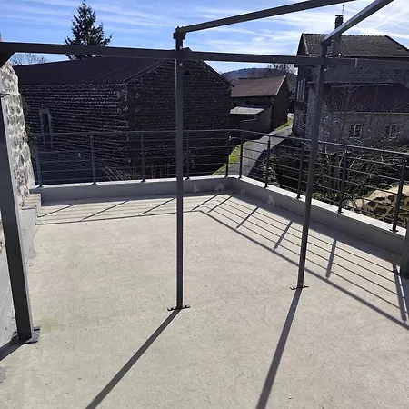 Дом отдыха Maison Confortable A Avec Terrasse *