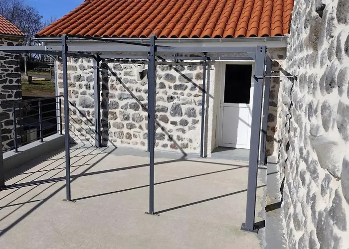 Maison Confortable A Avec Terrasse